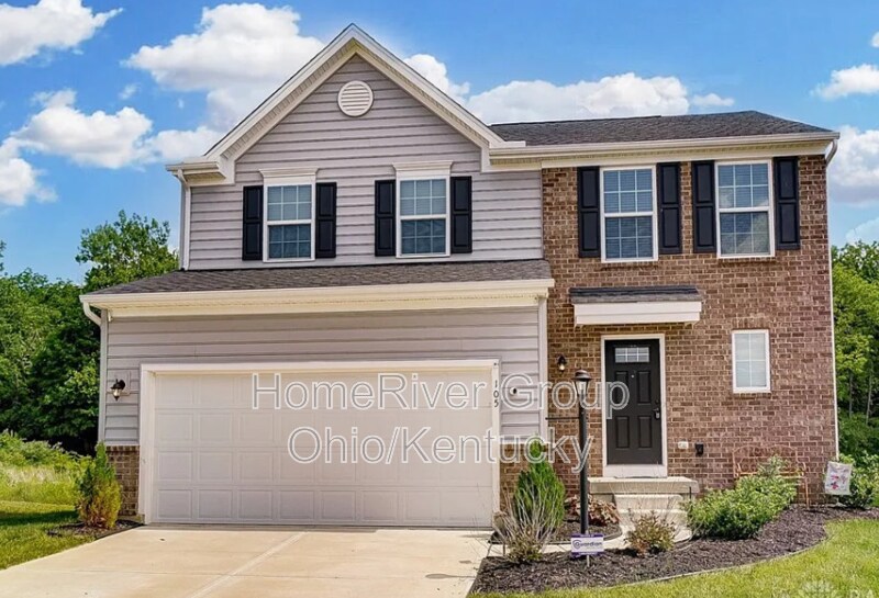 105 Regatta Park Dr in Fairborn, OH - Building Photo