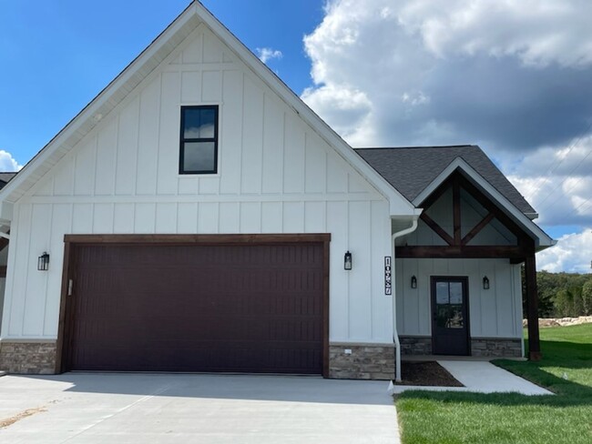 property at 10987 Quail Nest Dr