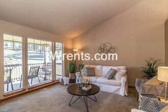 17501 Horseman Dr in Colbert, WA - Building Photo - Building Photo