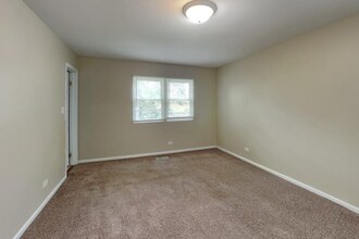 4159 #12thTimberlane Dr in Hoffman Estates, IL - Building Photo - Building Photo