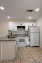 2245 South St in Ft. Myers, FL - Building Photo - Building Photo