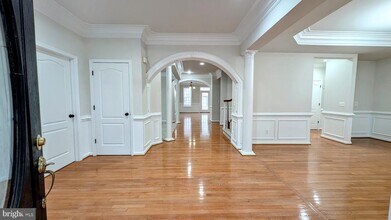 10918 Crider Ct in Linton Hall, VA - Building Photo - Building Photo