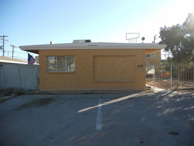 1828 Lewis Ave in Las Vegas, NV - Building Photo - Other