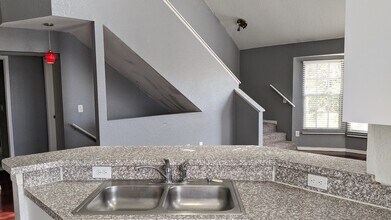 6392 Raleigh St in Orlando, FL - Building Photo - Building Photo