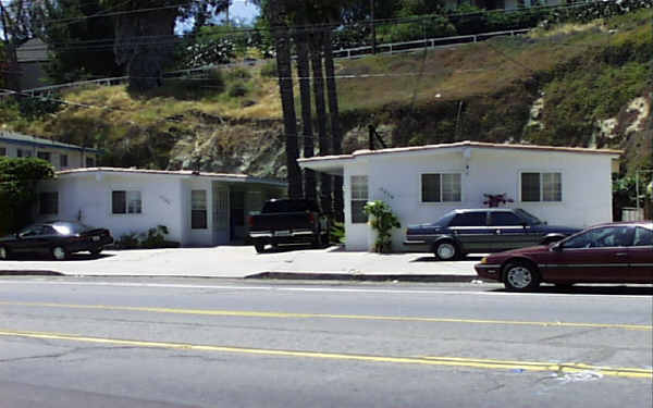 3206-3216 Reynard Way in San Diego, CA - Building Photo