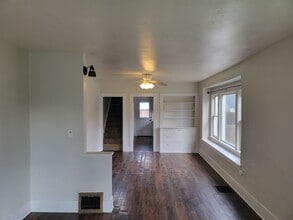 1214 W Kiernan Ave in Spokane, WA - Building Photo - Building Photo