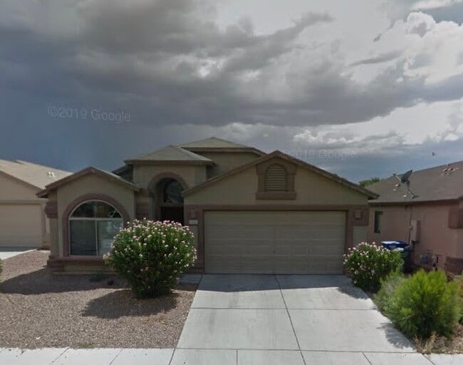 property at 4420 E Mesquite Desert Trail