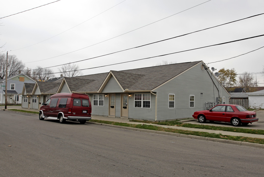 418-430 Notre Dame Ave in Dayton, OH - Foto de edificio