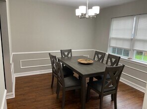 3805 N Deerwood Dr in Harvey, LA - Building Photo - Building Photo