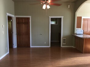 2781 Spring Blvd in Eugene, OR - Building Photo - Building Photo