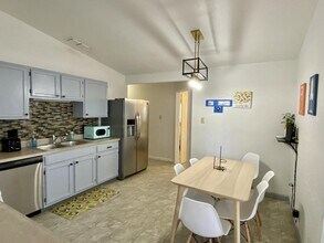 10027 Birch Field Dr in San Antonio, TX - Building Photo - Building Photo