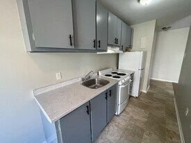 19 Reading Crescent in Saint John, NB - Building Photo