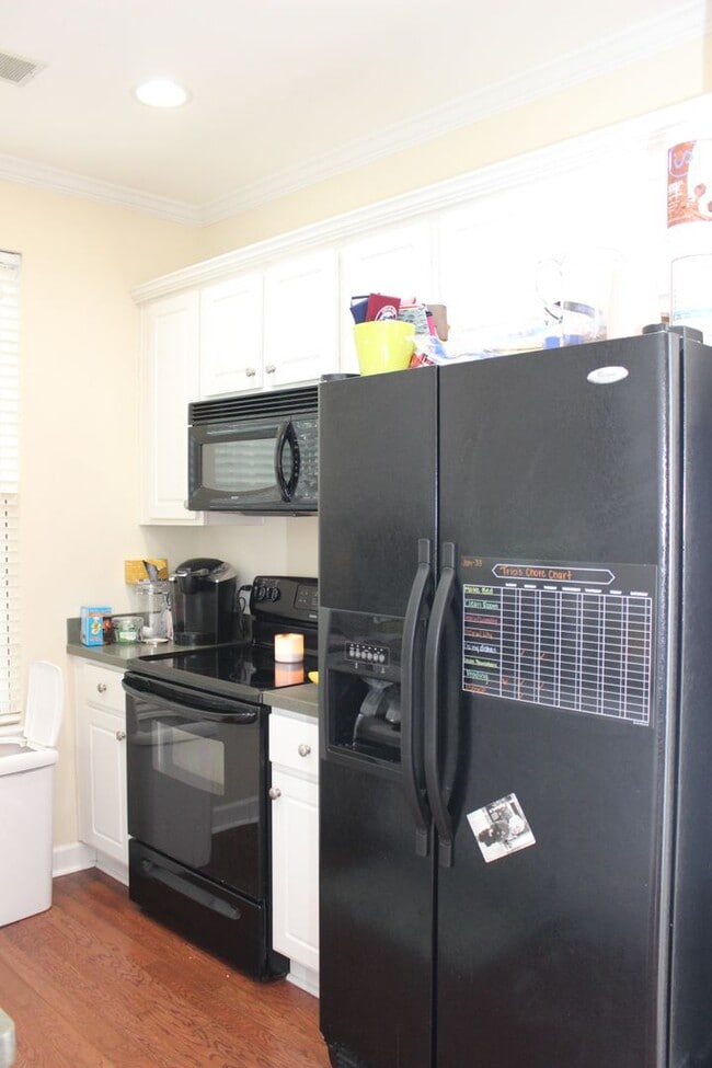 4 Winterberry Ln in Bluffton, SC - Building Photo - Building Photo