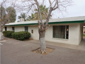 27th Street Apartments in Phoenix, AZ - Building Photo - Building Photo