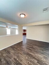 912 Bee Creek Ln in Fort Worth, TX - Building Photo - Building Photo