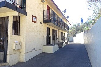 200-202 Avenue 58 in Los Angeles, CA - Foto de edificio - Building Photo