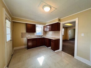 357 Burger St in Toledo, OH - Building Photo - Building Photo