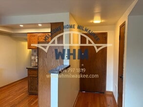 1631 E Belleview Pl in Milwaukee, WI - Building Photo - Building Photo