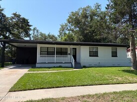 5250 Santa Monica Blvd S in Jacksonville, FL - Building Photo