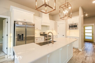 9113 NW 121st St in Yukon, OK - Building Photo - Building Photo