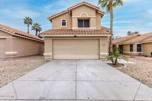 1343 E Angela Dr in Phoenix, AZ - Building Photo