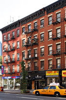762 Tenth Ave in New York, NY - Building Photo