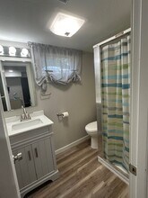 1602 11th St, Unit Lower Level in Emmetsburg, IA - Foto de edificio - Building Photo