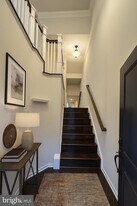 43220 Thoroughfare Gap Terrace in Ashburn, VA - Building Photo