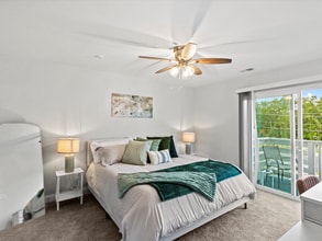 1659 Legrand Rd in Columbia, SC - Foto de edificio - Building Photo