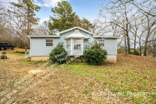2460 1st St in Trafford, AL - Building Photo