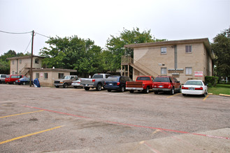 Eastgate Apartments in Richardson, TX - Building Photo - Building Photo