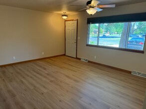 3843 Capitol Dr in Fort Collins, CO - Building Photo - Building Photo