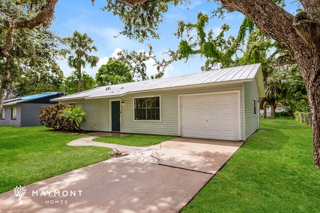 1711 12th St W in Palmetto, FL - Building Photo - Building Photo