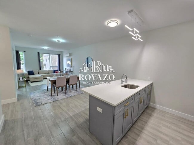 130 Ellis Ave in Irvington, NJ - Building Photo - Building Photo