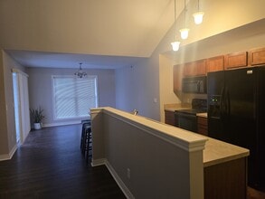 5675 Hampshire Ln in Ypsilanti, MI - Building Photo - Building Photo