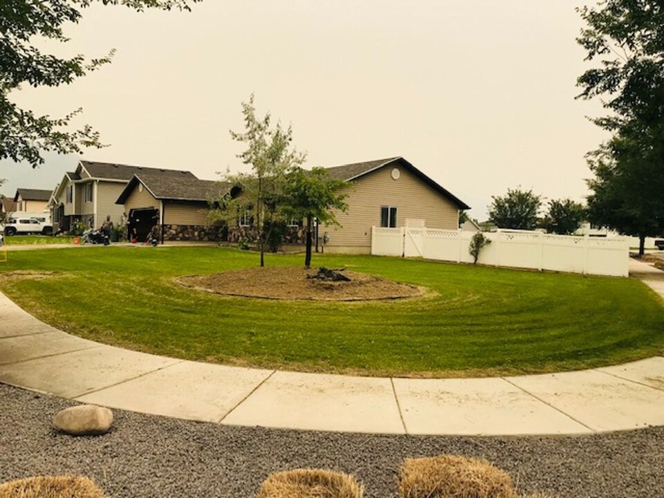 1160 W 2640 S in Logan, UT - Building Photo