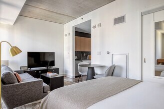 1350 Boylston St-Unit -FL2-ID897 in Boston, MA - Foto de edificio - Building Photo