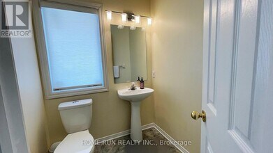 45 Thornbury Crescent in Ottawa, ON - Building Photo - Building Photo