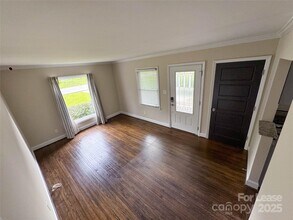 3437 Airlie St in Charlotte, NC - Building Photo - Building Photo