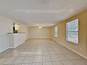 5335 Laurelwood Pl in Sarasota, FL - Building Photo - Building Photo