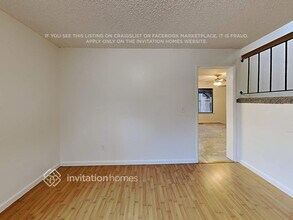 2080 Moontree Dr in Sacramento, CA - Building Photo - Building Photo