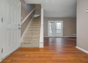 2501 Mission Hill Dr, Unit B in Austin, TX - Building Photo - Building Photo