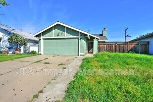 7733 Temwoods Way in Sacramento, CA - Building Photo