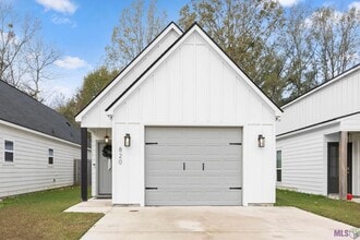 820 S Audubon Pl Ave in Gonzales, LA - Building Photo - Building Photo
