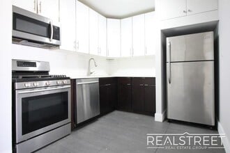 LUXURY 3 BR in Queens!, Unit 501 in Queens, NY - Foto de edificio - Building Photo