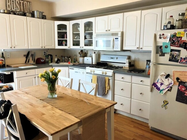 property at 2 Church Ave