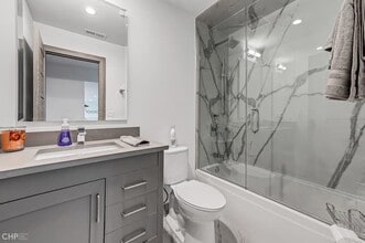 516 Ida Ct in Mount Prospect, IL - Building Photo - Building Photo
