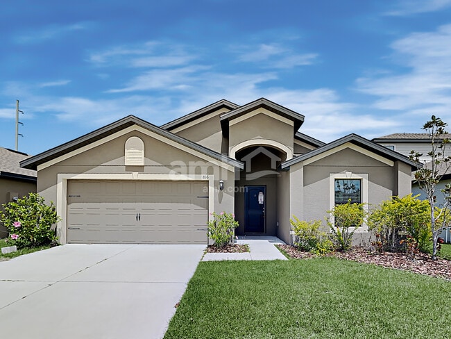 property at 816 Chatham Walk Dr