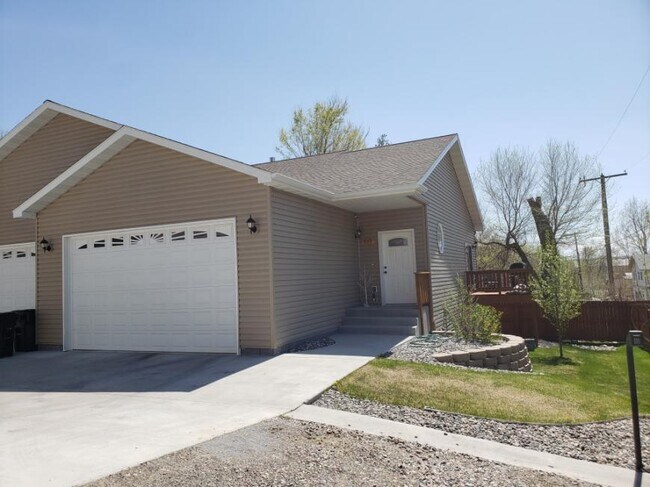 828 N 16th St in Billings, MT - Building Photo - Building Photo