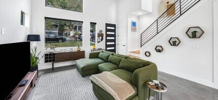 2103 E 8th St in Austin, TX - Building Photo - Building Photo